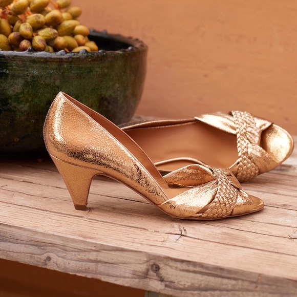 Sezane Shoes - Gold Low Romane Courts Sezane